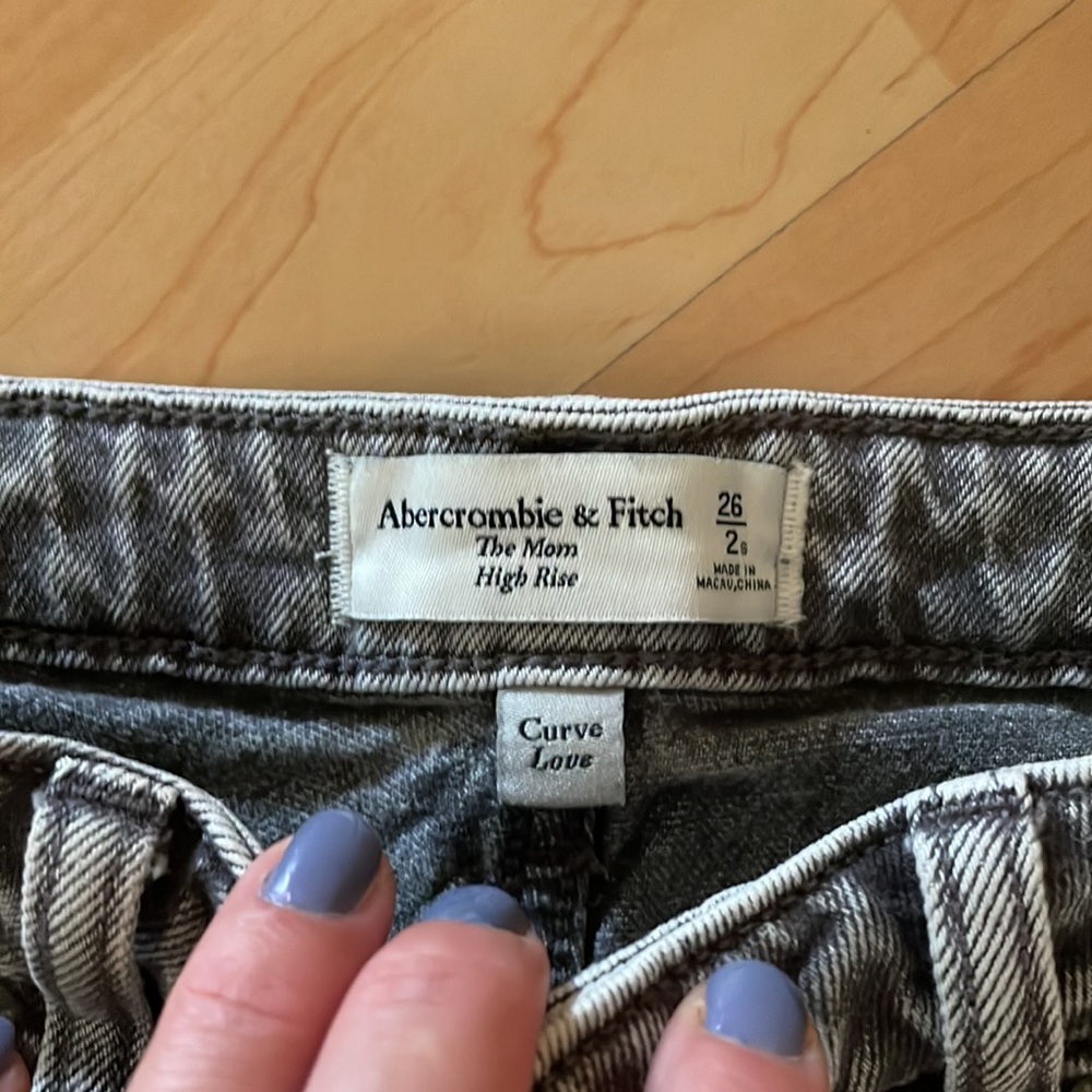 Abercrombie And Fitch New Without Tags - image 5